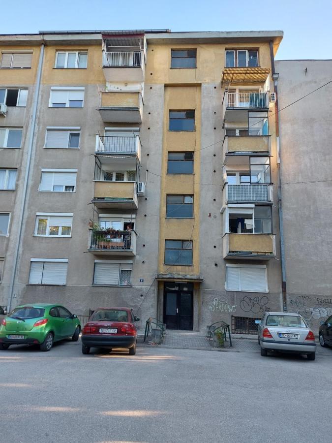 Wild Innu Apartment 斯科普里 外观 照片